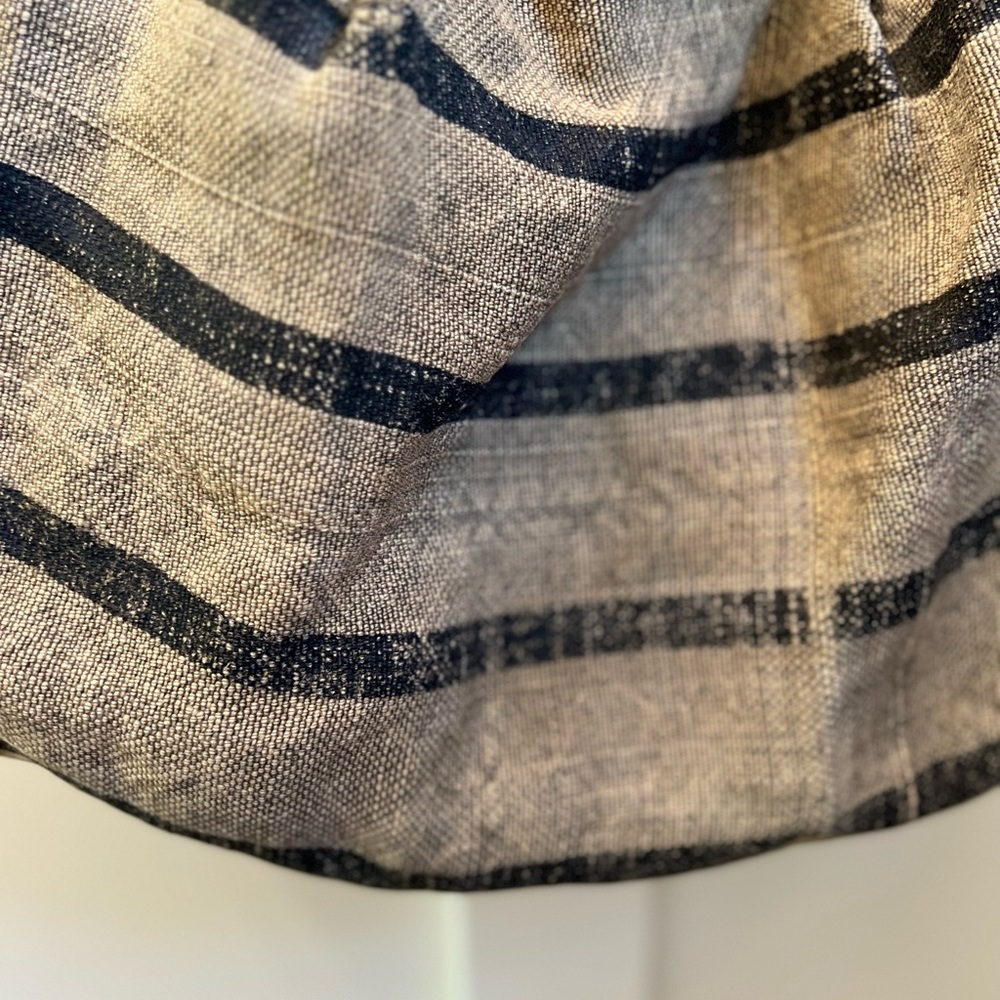Stripe Vintage Style Tote - Picture 3 of 7